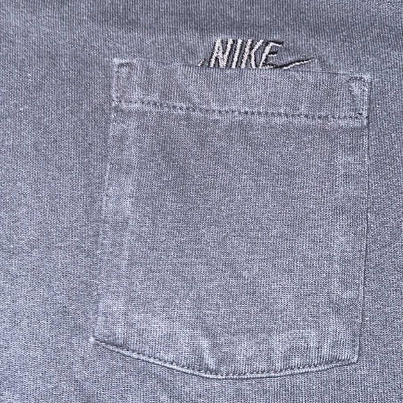 Nike Long Sleeve - Picture 3 of 5
